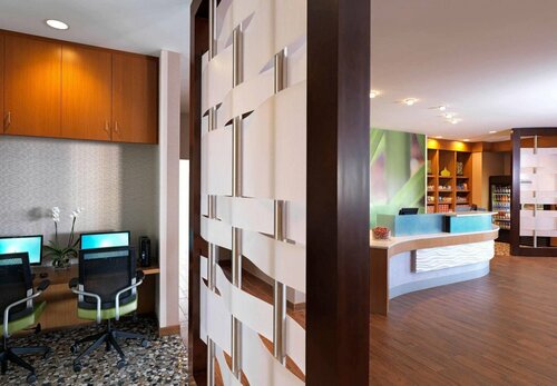 Гостиница SpringHill Suites by Marriott Kansas City Lenexa City Center в Ленексе