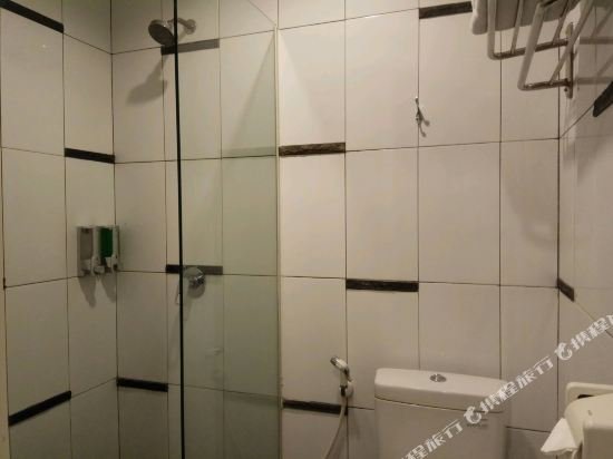 Фото Aventree Syariah Homestay