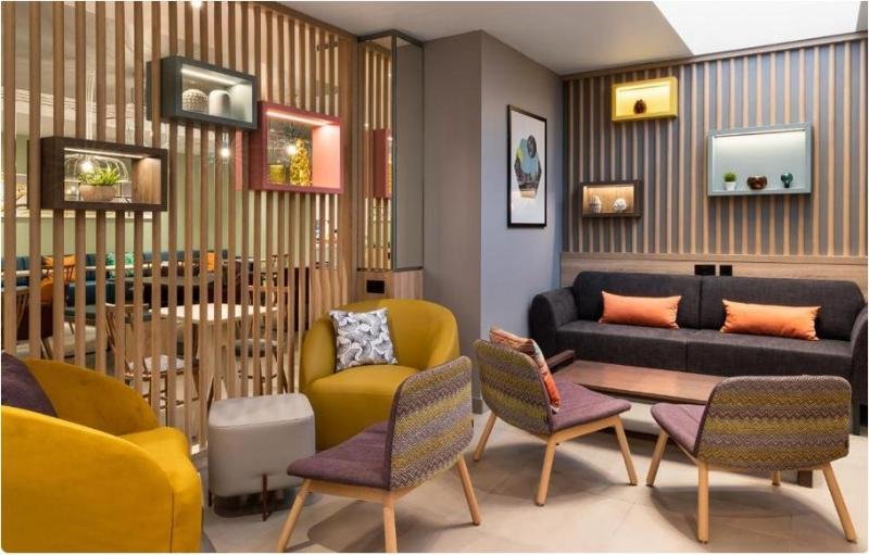 Фото Hampton by Hilton High Wycombe