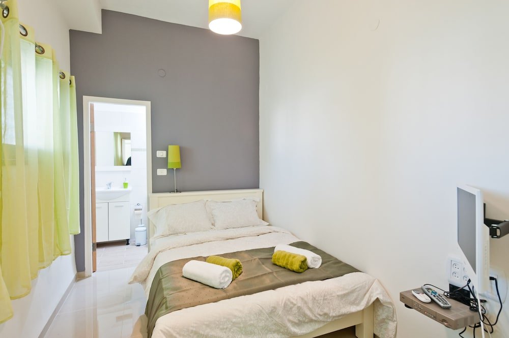 Фото Eshkol Housing Haifa -Executive Apartments