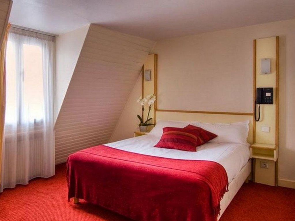 Фото Antin Saint-Georges