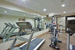 Гостиница Holiday Inn Express & Suites South - Lincoln, an Ihg Hotel