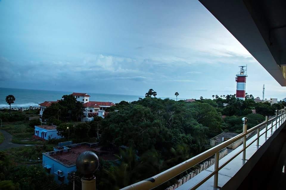 Фото Tri Sea Hotel