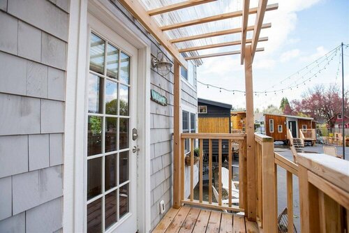 Гостиница Tiny Digs - Hotel of Tiny Houses