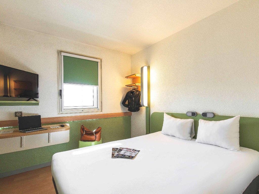 Фото Ibis Styles Lyon Confluence