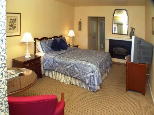 Фото Carmel Wayfarer Inn