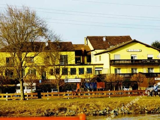 Гостиница Hotel Restaurant Zur Mainlust в Майнтали