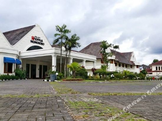 Фото Kresna Hotel Wonosobo