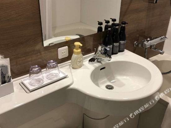 Фото Hotel Hakata Nakasu Inn