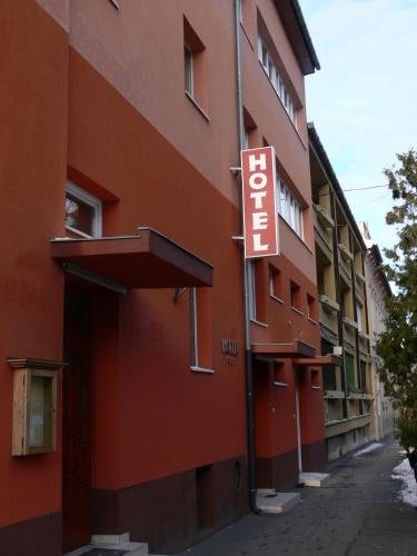 Фото отеля 1