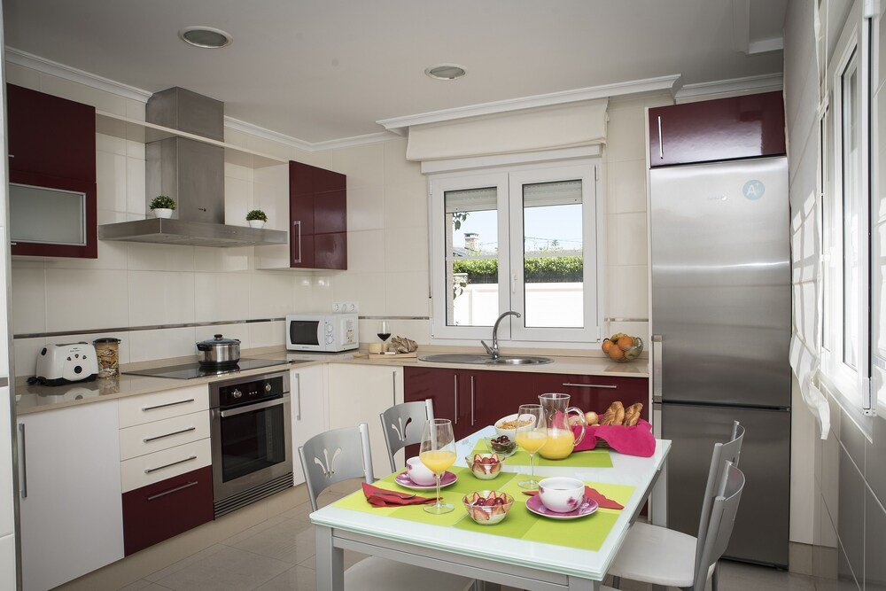 Фото Adosado EN 1a Línea. A 10 Kms de Foz