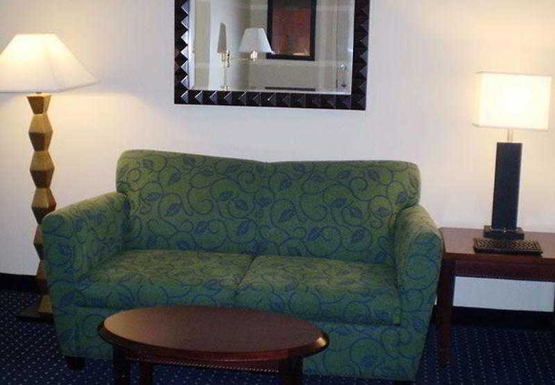 Фото SpringHill Suites Phoenix Airport/Tempe