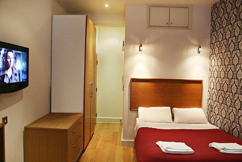 Фото Hyde Park Suites