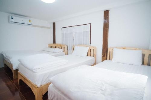 Фото SamSibSan Hostel