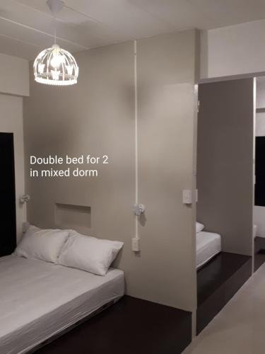 Фото Chiangmai Gate Capsule Hostel