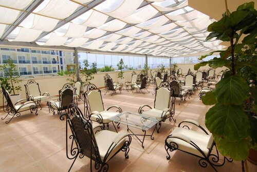 Гостиница Otium Sealight Beach Resort Hotel в Кушадасы