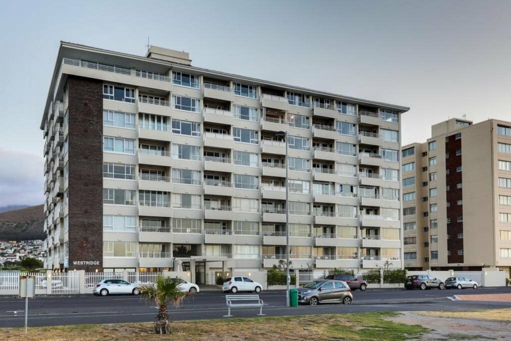 Hotel Atlantic Spray, Capetown, photo