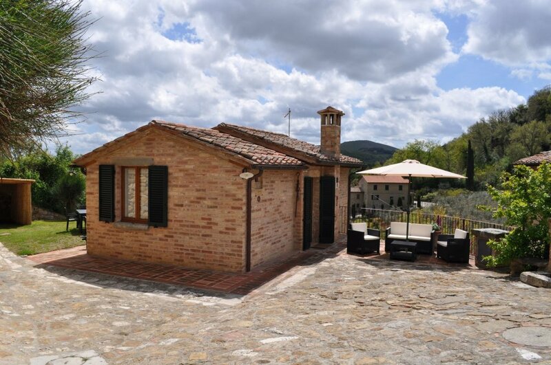 Гостиница La Casina Toscana в Монтепульчане