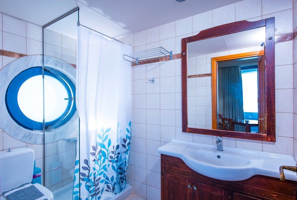 Фото Eleni Beach