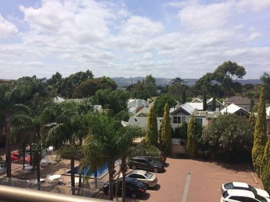 Фото Comfort Hotel Adelaide Meridien