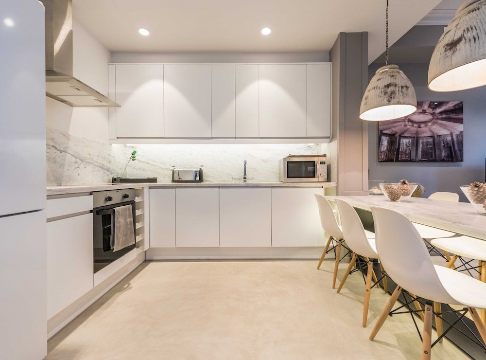 Фото L&H La Latina Selection