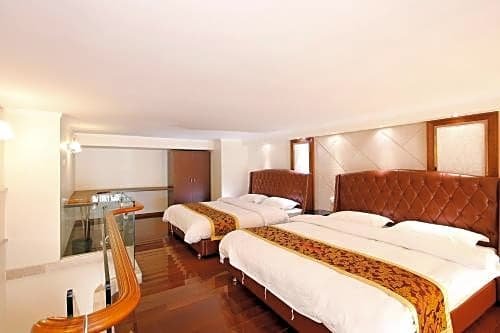 Фото Louidon Mega Apartment Hotel of Kam Rueng Plaza/Sunshine