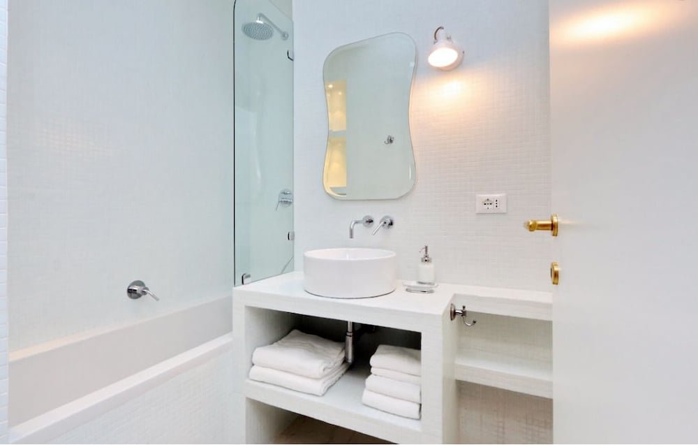 Фото Elegant flat for 8 people near colosseum