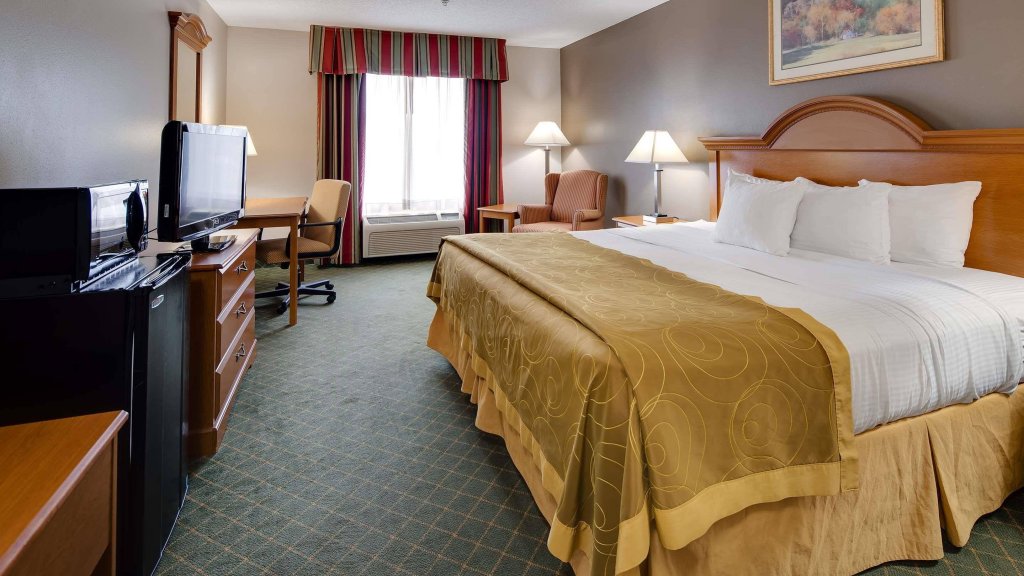 Фото Best Western Smithfield Inn