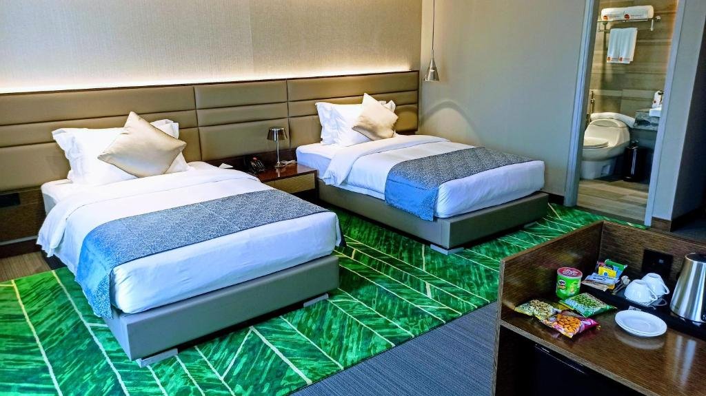 Фото Отель Omni Residency