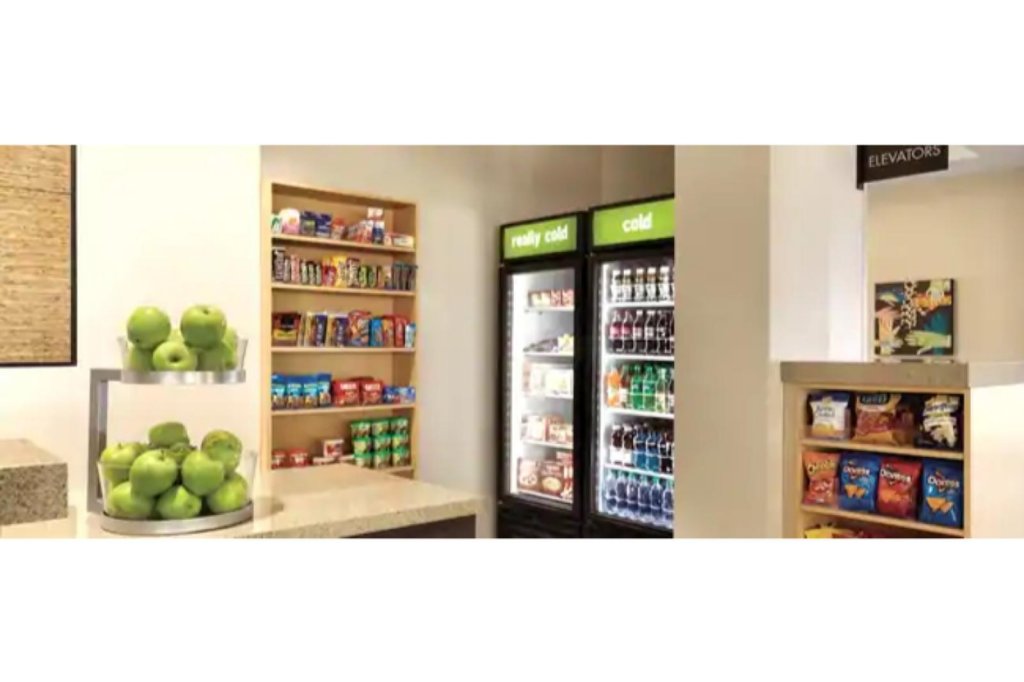 Фото Home2 Suites by Hilton Edmonton South