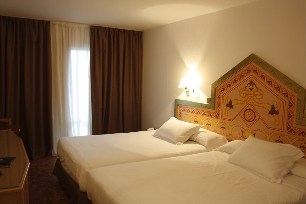 Фото Hotel Canada Palace