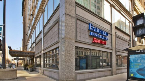 Гостиница Fairfield Inn & Suites by Marriott Milwaukee Downtown в Милуоки