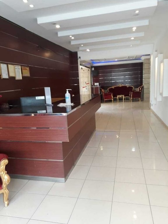 Фото Oyo 537 Dahtham Furnished Units