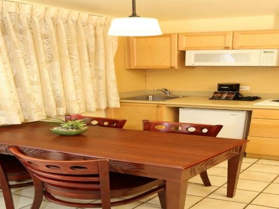 Фото Waikiki Sand Villa Hotel