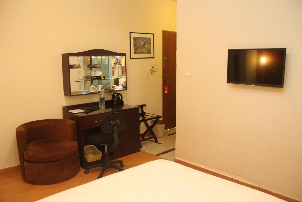 Фото Century Park Residence