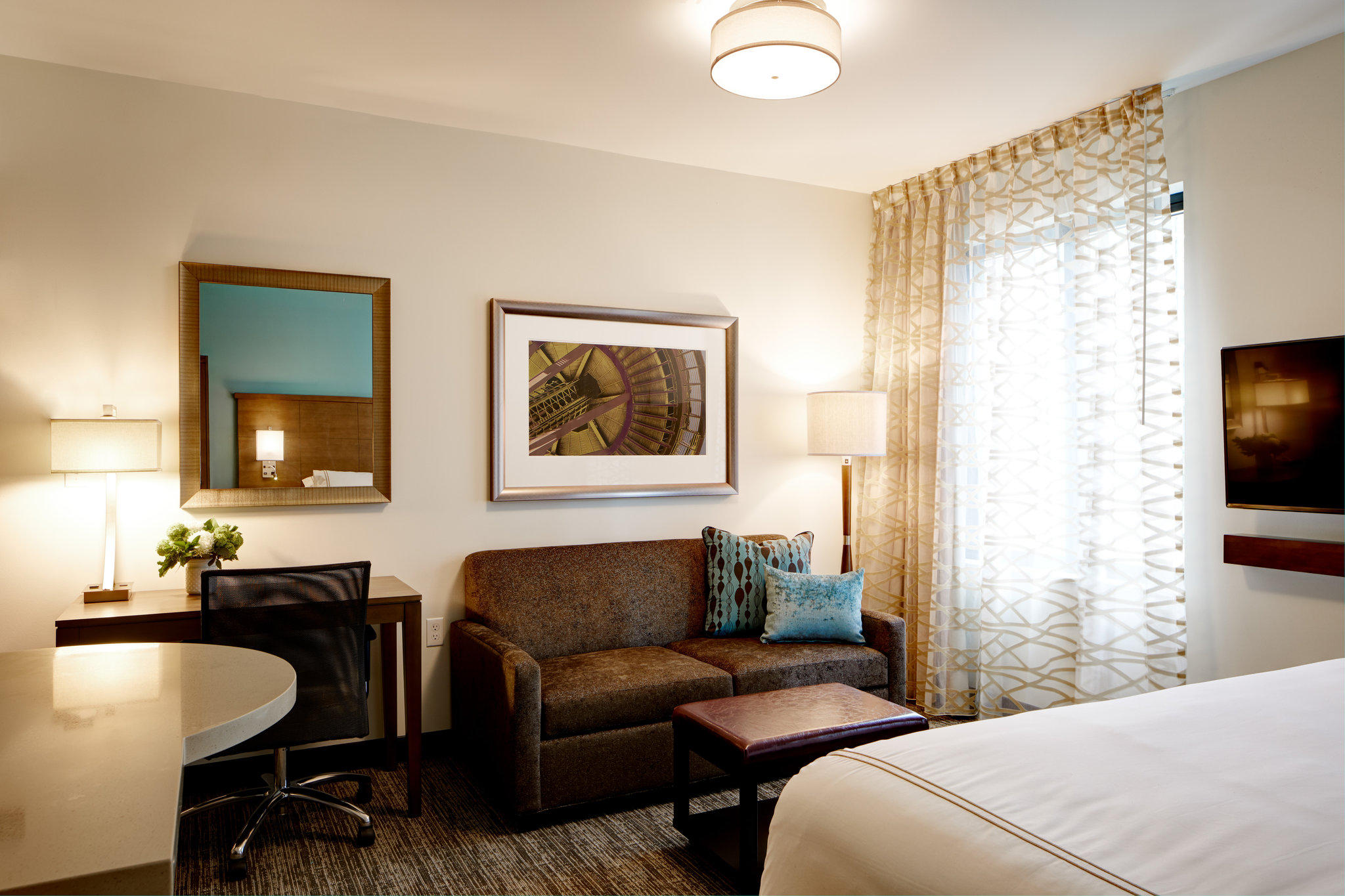 Фото Staybridge Suites Seattle - South Lake Union, an Ihg Hotel
