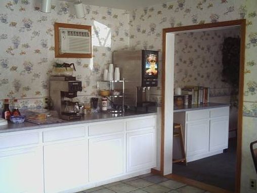 Фото Knights Inn Selma