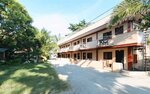 RedDoorz Hostel @ Megans Paradisio Beach Resort