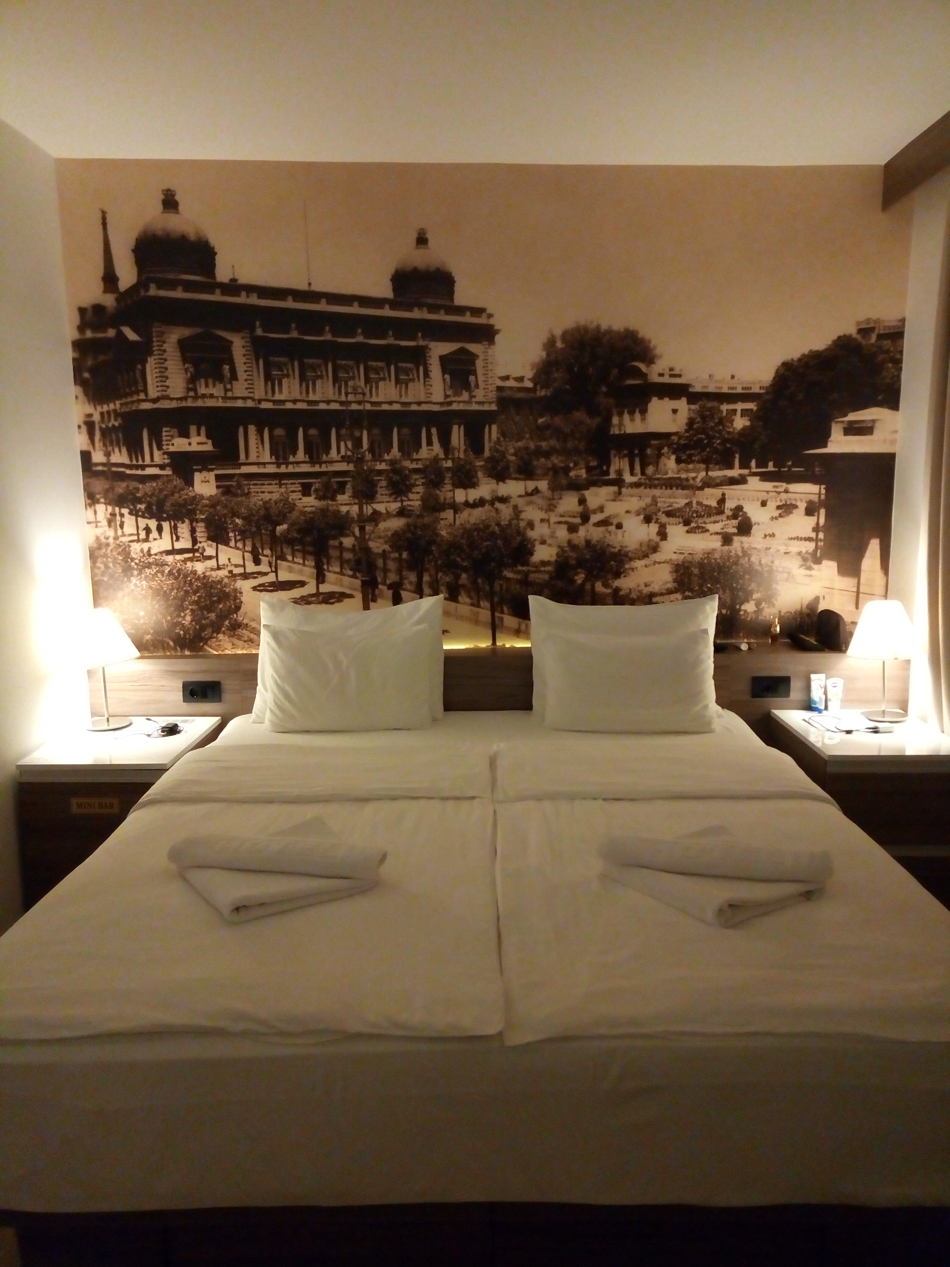 Фото Royal Inn Hotel