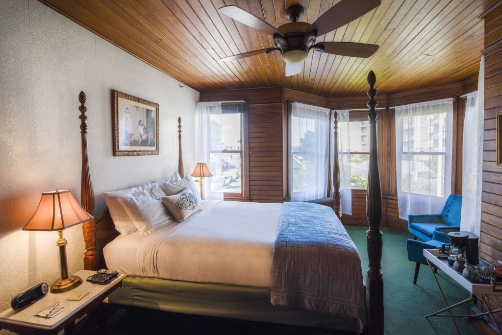 Фото The Gilbert Inn