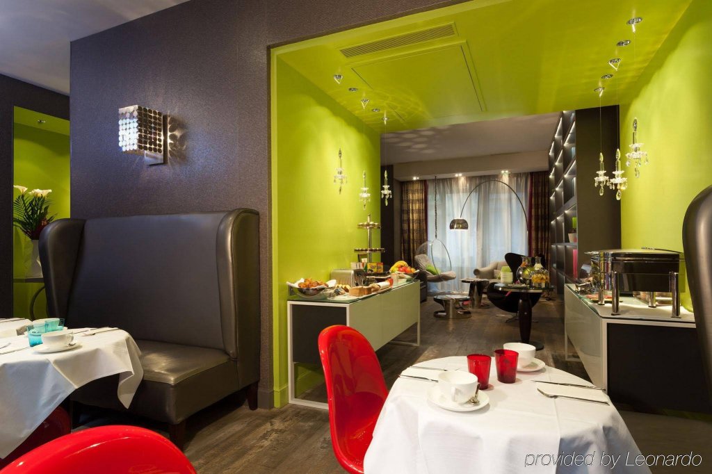 Фото Hôtel Le Petit Paris