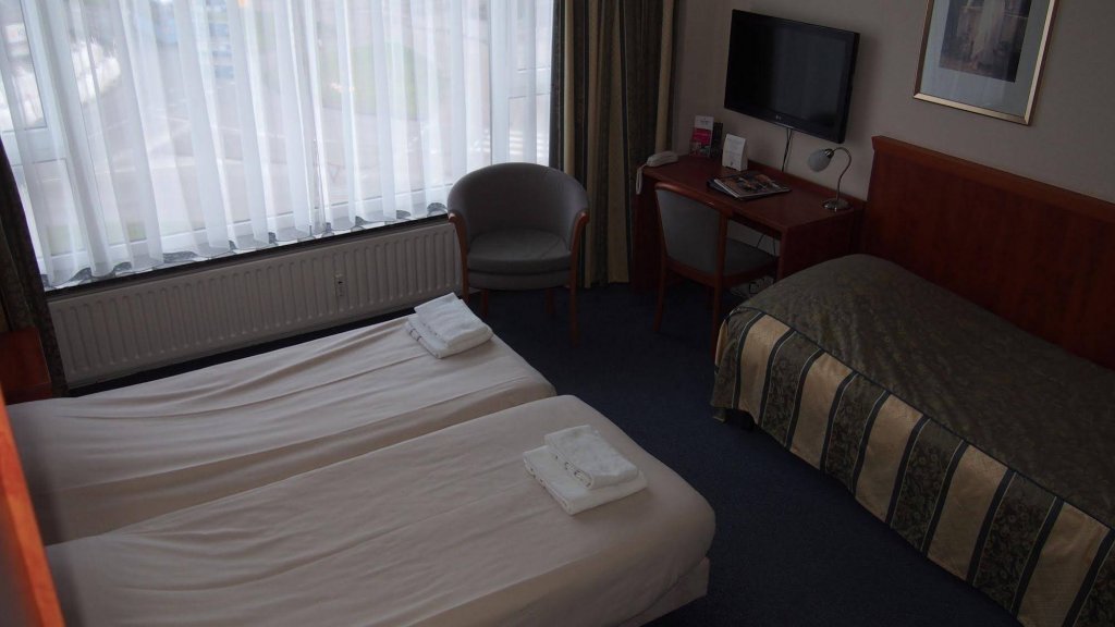 Фото Leeuwarder Euro Hotel