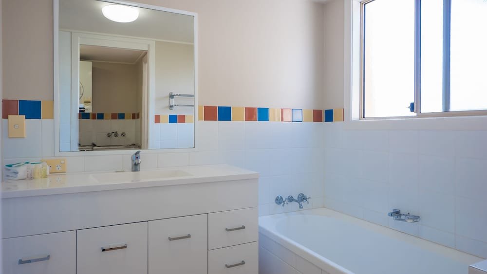 Фото Hastings Cove Apartment