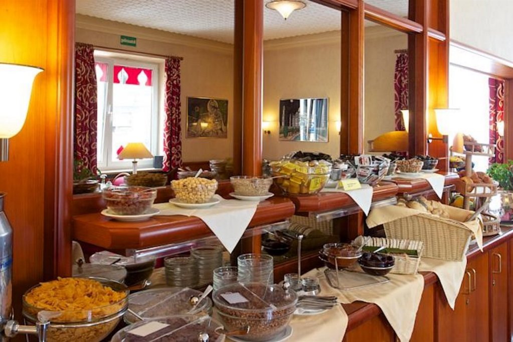 Фото Hotel Carmen