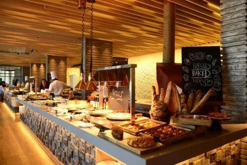 Гостиница Sheraton Grand Chennai Resort & SPA