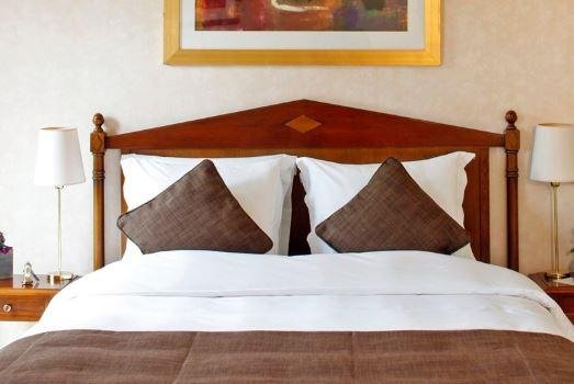 Фото Warwick Reine Astrid Lyon