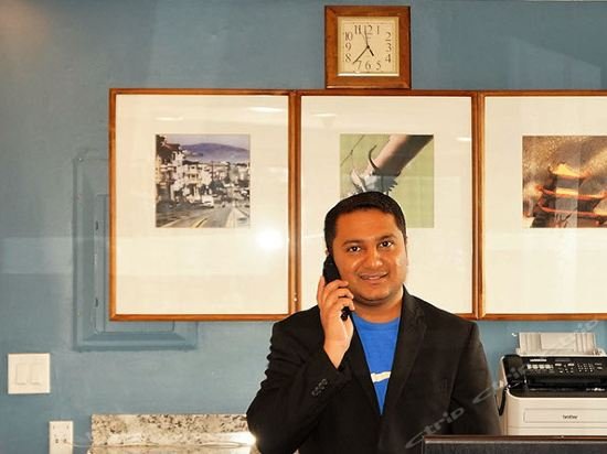 Фото Executive Inn Hotel