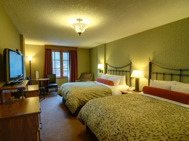Фото Banff Caribou Lodge and SPA