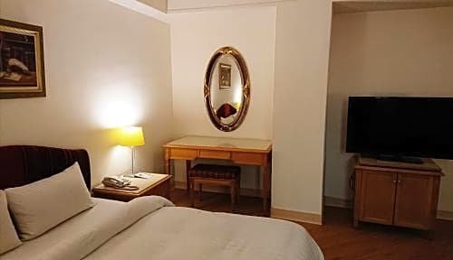 Фото Gaudi Hotel