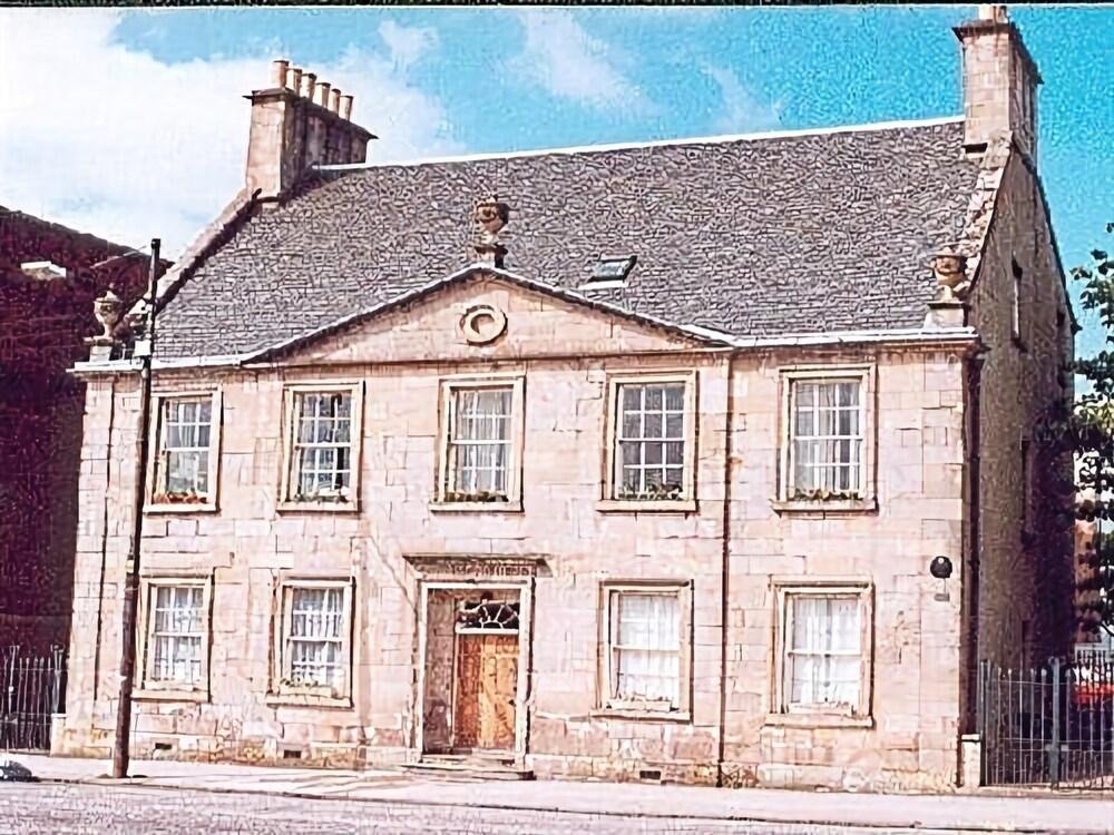 Фото Number 52 Charlotte Street